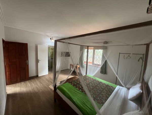 WhatsApp Image 2025-12-05 at 10.27.22 (49)